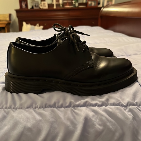 New Women’s Dr. Marten’s 1461 Mono Smooth Leather Oxford Shoes - Picture 3 of 11